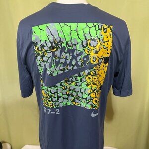 Nike Dri Fit S. 72 Men's Gray Athletic Shirt Size Medium